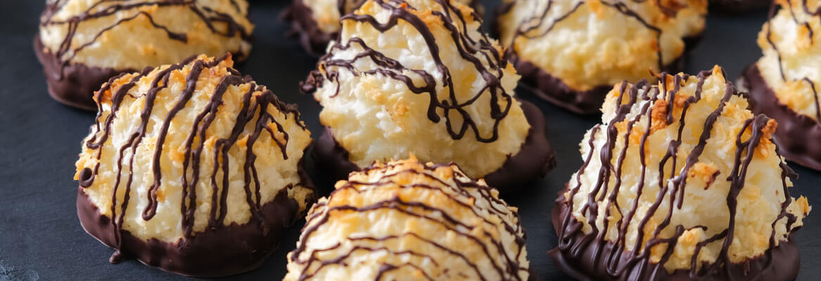 Holiday Coconut Macaroons