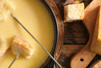 Simple Cheese Fondue